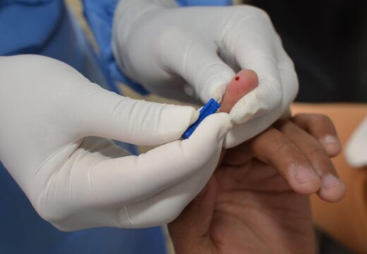 Equipes de saúde realizam inquérito epidemiológico no Urupiara, Brisas do Catu e Parque São Francisco, neste domingo (4)
