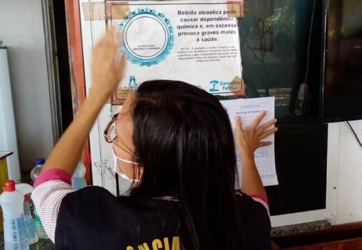 Prefeitura interdita bar por descumprir decreto