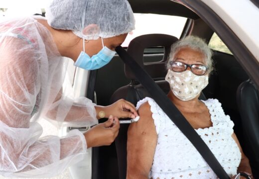 Prefeitura antecipa vacinação para idosos acima de 81 anos