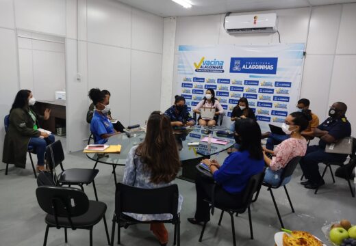 Prefeitura de Alagoinhas discute ampliação dos serviços para atendimentos de Saúde da Mulher