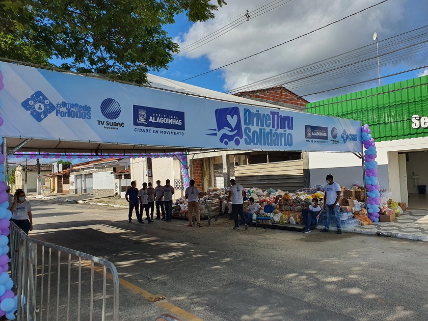 DRIVE-1-1 Prefeitura de Alagoinhas conclui distribuição das doações arrecadadas no Drive Thru Solidário e divulga balanço