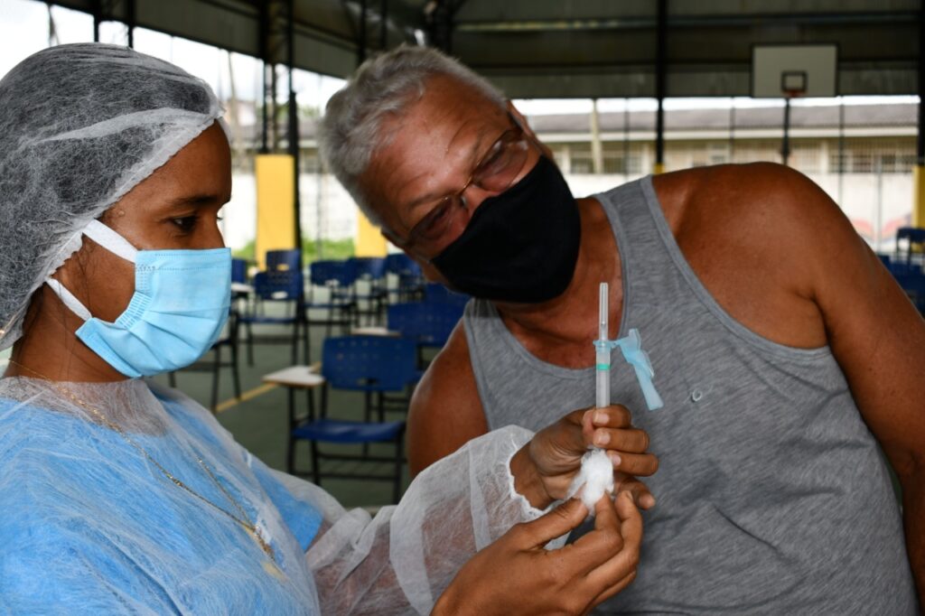 WhatsApp-Image-2021-05-15-at-10.24.42-1024x682 COVID-19: Aplicação da segunda dose com a Coronavac será retomada na segunda-feira (17),em Alagoinhas.