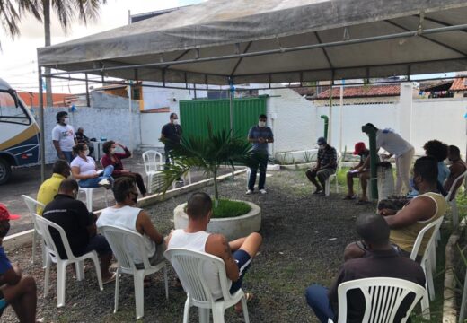 MEI e microempreendedorismo foram pautas de roda de conversa na Unidade Municipal de Acolhimento para Pessoas em Situação de Rua