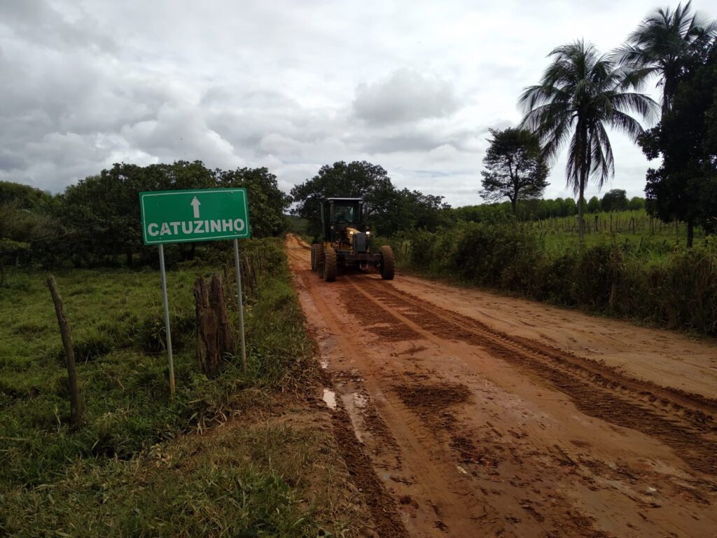 WhatsApp-Image-2021-08-25-at-12.19.20-1024x768 Prefeitura de Alagoinhas dá continuidade ao projeto Novas Vicinais
