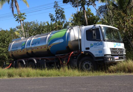 SAAE CONTA COM NOVO CAMINHÃO-PIPA PARA MELHORAR ABASTECIMENTO EM COMUNIDADES DE ALAGOINHAS