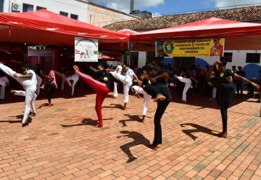 Manifestações culturais marcam a abertura da Semana do Empreendedorismo  e da Consciência Negra em Alagoinhas