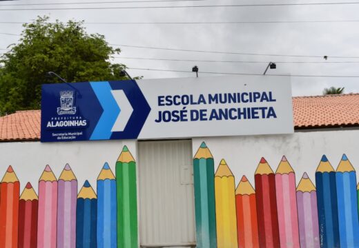 Moradores do Estevão receberão escola reformada