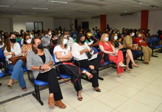 Conferência Municipal discute metas e desafios da Educação em Alagoinhas