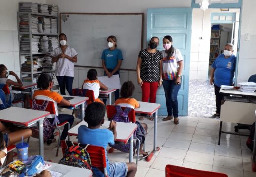 Estudantes da rede municipal recebem ações do Programa Saúde na Escola