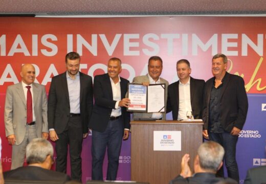 Ampliação de fábrica da Arezzo & Co prevê geração de mil novos empregos em Alagoinhas