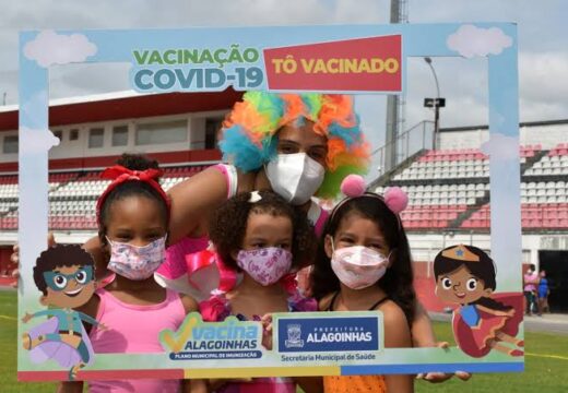 Crianças com idade entre 05 e 11 anos serão vacinadas contra a Covid-19 nesta segunda-feira (11)