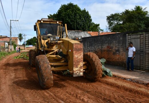 Bairro Cruzeiro dos Montes é valorizado com a pavimentação de mais uma rua
