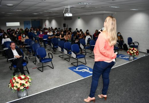 Simpósio destaca abordagens e tratamentos de Hepatites Virais em Alagoinhas