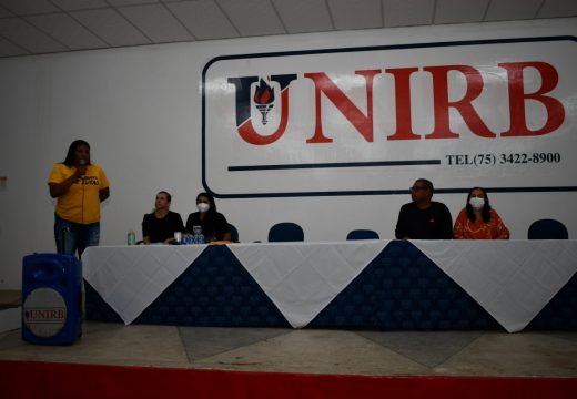Profissionais de Saúde passam por capacitação para políticas de atenção à população negra em Alagoinhas