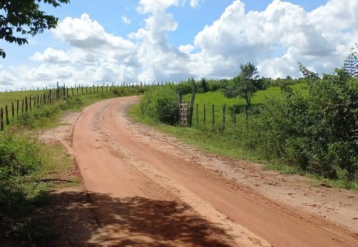 Estrada que atende comunidades rurais entre Alagoinhas e Buracica vai receber pavimentação asfáltica