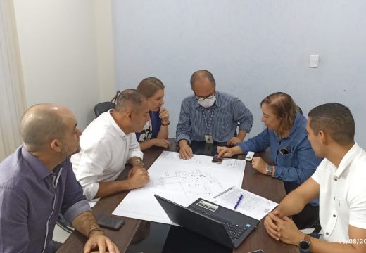 Prefeitura e Estado se reúnem para tratar sobre a construção do novo hospital regional