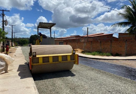 Pavimentação de 11 ruas beneficia o Parque São Bernardo