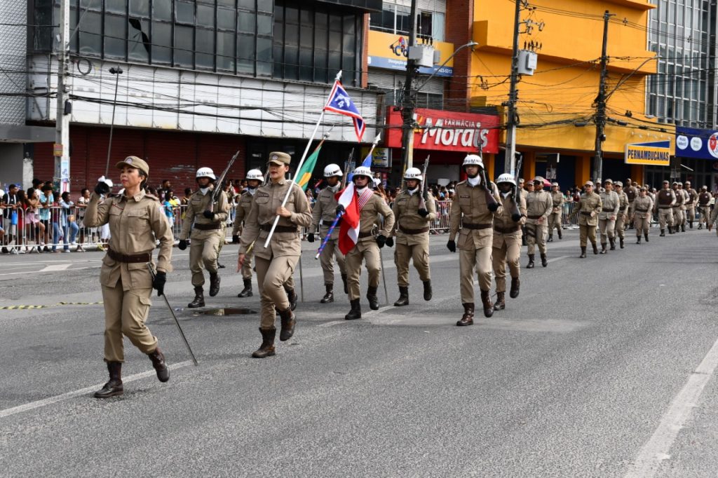95E3BA0E-876E-4453-A6E4-08501DFE7E72-1024x682 Mais de 8 mil pessoas homenageiam os 200 anos da Independência do Brasil em Alagoinhas