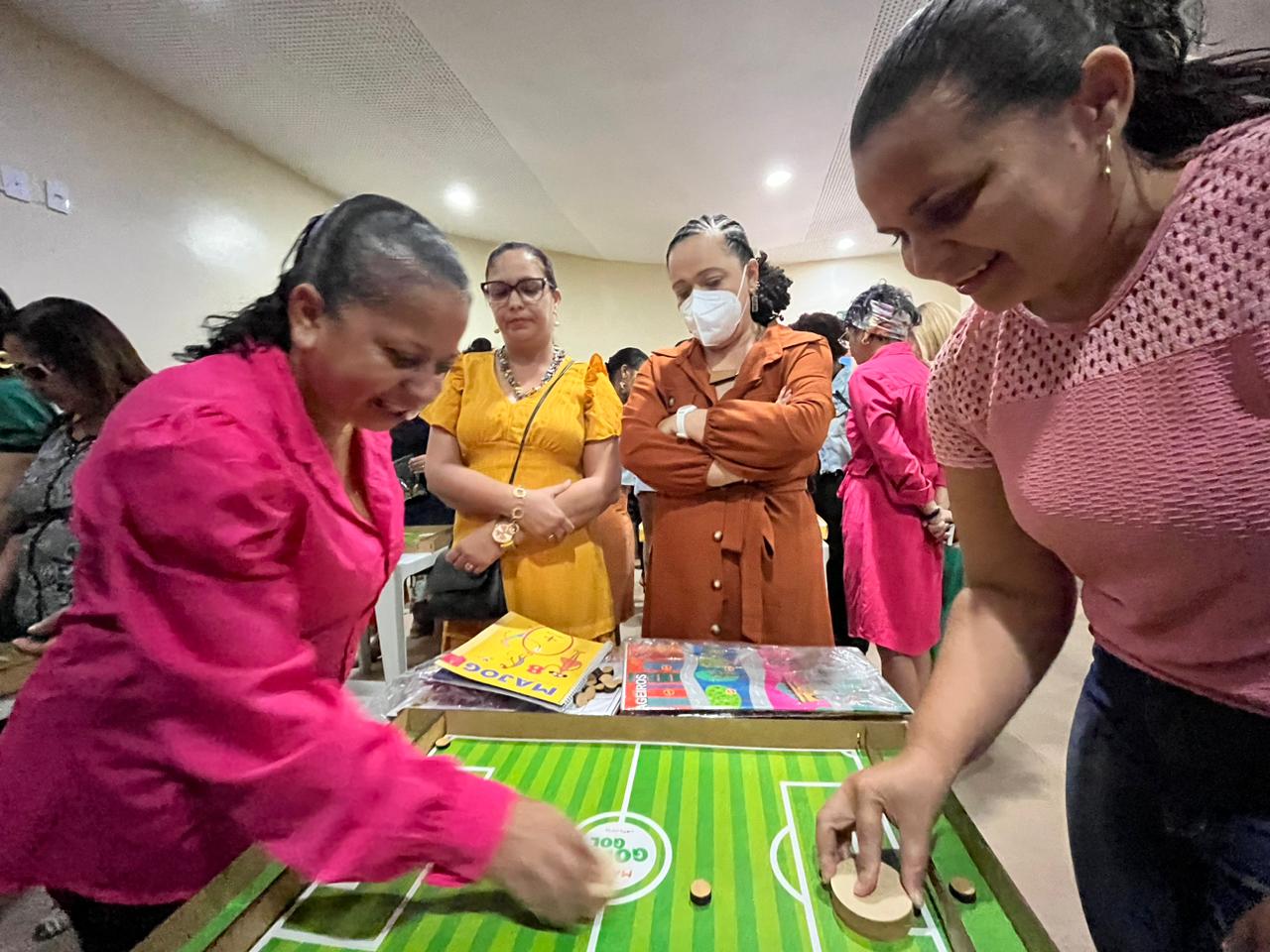 Fundo Jogos Online Para Aprendizagem De Educação Infantil Foto E