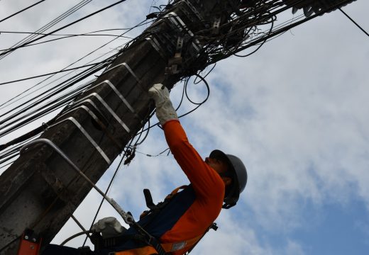 “Provedor Legal, Cidade Limpa”: projeto oferece solução para emaranhados de fios nos postes de Alagoinhas