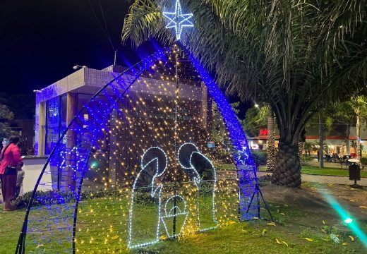 Programação do Natal Iluminado acontece até o dia 23 de dezembro na Praça Rui Barbosa e Biblioteca Maria Feijó
