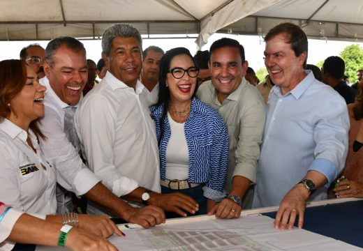 Parceria entre Governo do Estado e Prefeitura garante realização de feira de saúde e obras estruturantes