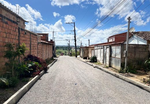 Alagoinhas+: ruas do Mangalô são pavimentadas com programa de obras da prefeitura