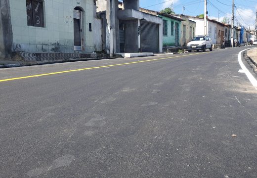 Alagoinhas+: Prefeitura conclui obras de pavimentação no Pirinel e Praça Kennedy