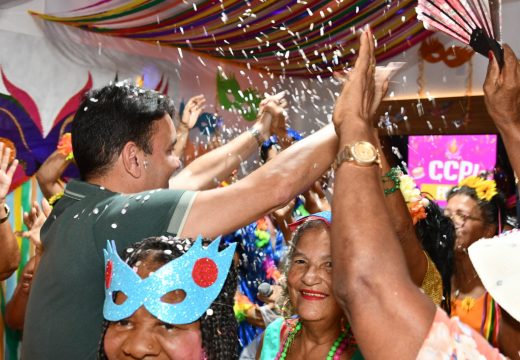 Prefeitura de Alagoinhas promove baile de Carnaval no Centro de Convivência da Pessoa Idosa