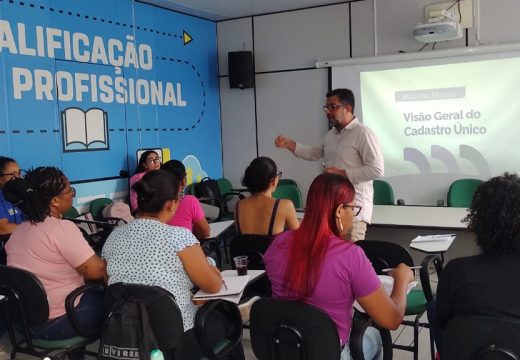 Secretaria de Desenvolvimento Social promove capacitação para equipe do Cadastro Único