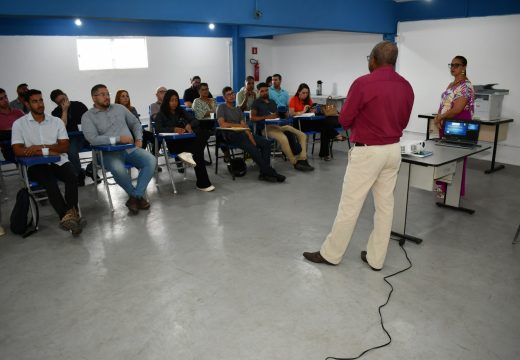 Prefeitura de Alagoinhas inaugura Escola de Governo com capacitação de fiscais de contratos de engenharia