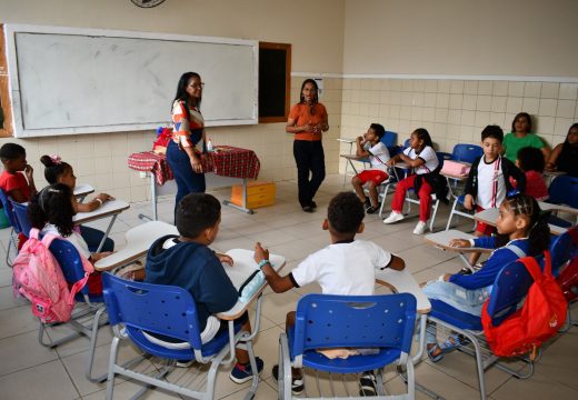 Prefeitura de Alagoinhas inicia projeto ‘Aprendeaê nas Férias’ com foco em reforço escolar e ludicidade