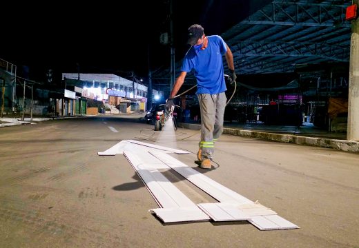Central de Abastecimento recebe nova sinalização para melhorar segurança e fluxo de veículos