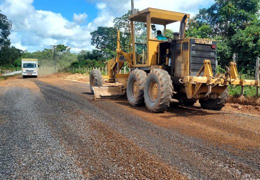 Manutenção: Seman realiza trabalho em 11 estradas vicinais da zona rural