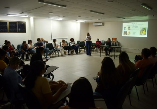 Oficina de atualização técnica fortalece Rede de Atenção Materno-Infantil em Alagoinhas