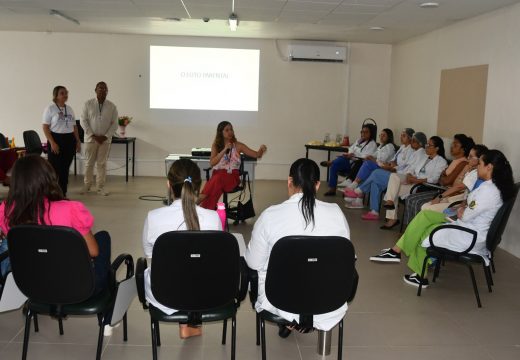 Profissionais de saúde de Alagoinhas recebem treinamento para assistência humanizada a pais em luto