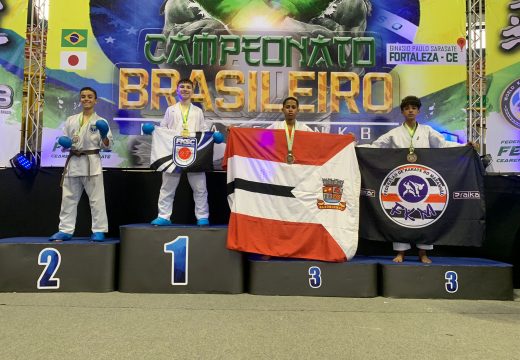 Comitiva de Alagoinhas se destaca em campeonatos nacionais de karatê