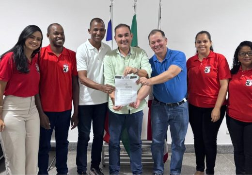 Prefeitura institui Auxílio Uniforme anual para Agentes Comunitários de Saúde e de Combate às Endemias