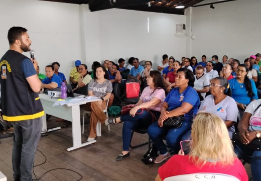 Agentes comunitários de saúde participam de curso sobre combate a arboviroses