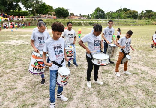 Escola Municipal José Honorato celebra raízes africanas e indígenas com desfile cultural