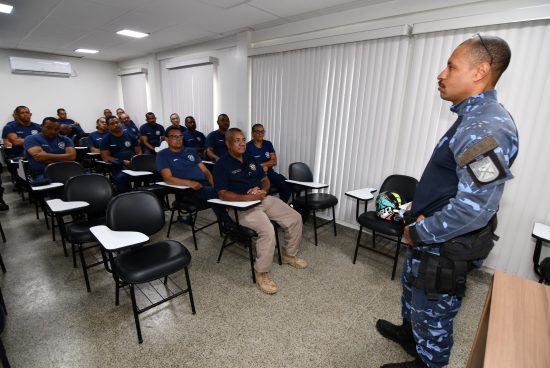 Guarda Civil Municipal inicia curso de Armamento e Tiro com foco na qualificação profissional