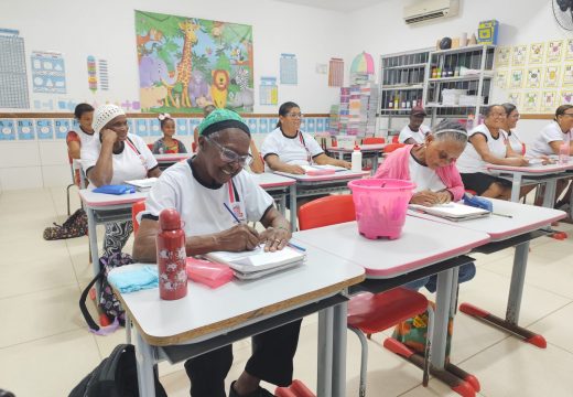 Educação de jovens e adultos continua realizando matriculas em Alagoinhas