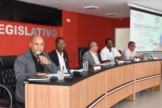 Pela primeira vez, gestão municipal apresenta prestação de contas da Zona Azul ao Legislativo