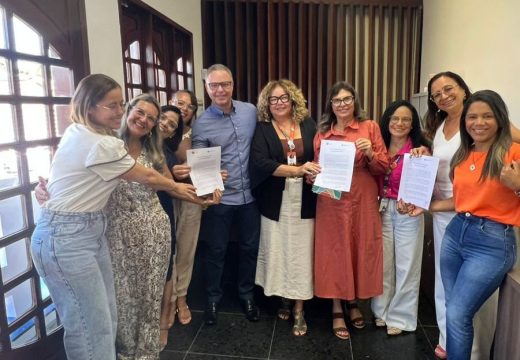 Alagoinhas renova parceria com Bracell no projeto Educação Continuada