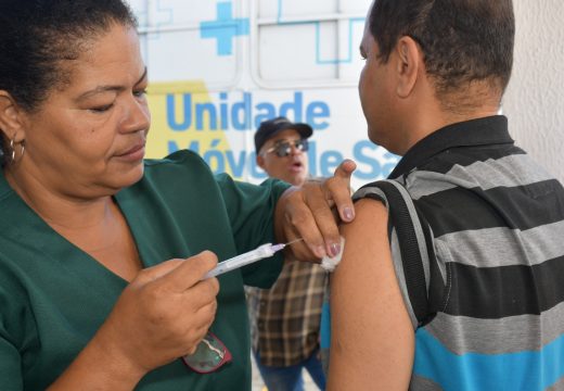 Alagoinhas intensifica vacinação com ações extramuros durante a Semana Mundial da Imunização