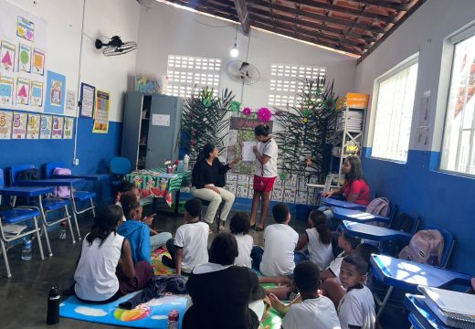 Escola Miguel Calmon realiza sessão de Leitura Simultânea com temática indígena