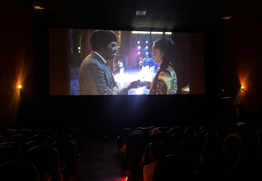 CAPS III Tom Brasil promove sessão de cinema especial para usuários