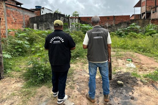 Prefeitura de Alagoinhas notifica proprietários de 78 imóveis por abandono e risco epidemiológico
