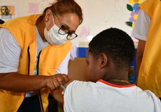 Covid-19: Prefeitura de Alagoinhas amplia proteção infantil com a oferta da vacina Pfizer Baby