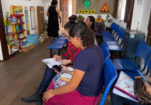 Arraiá do CREAS promove momento de descontração para usuários e funcionários